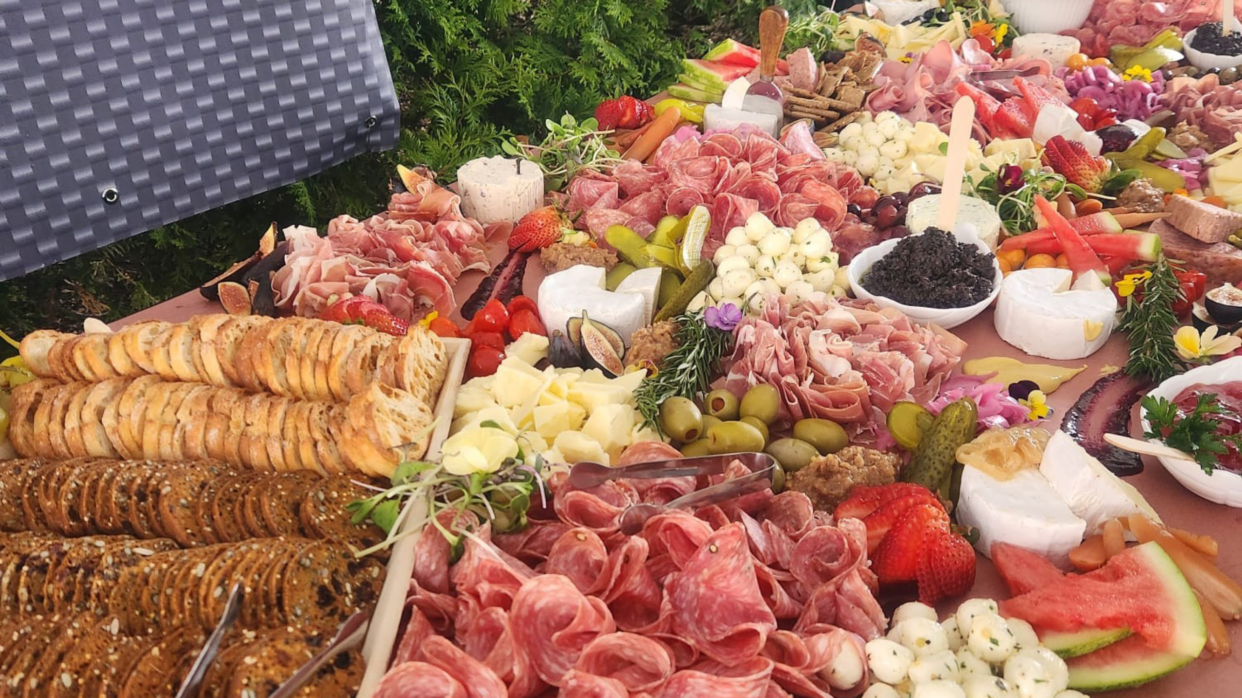 GnG - 1920x1080 june GnG - 1920x1080 june